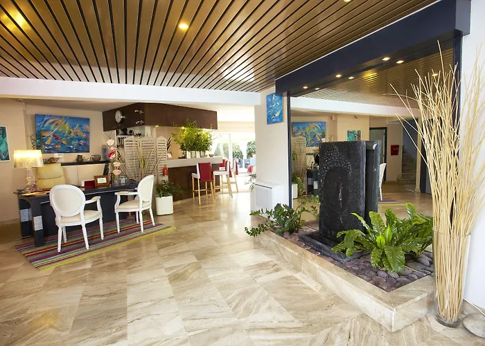 Carnac Lodge & Spa